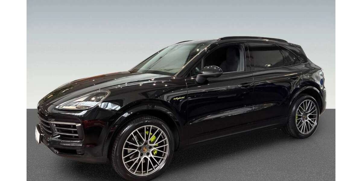 Porsche Cayenne 26.599 km 76.900 &euro; München 81669