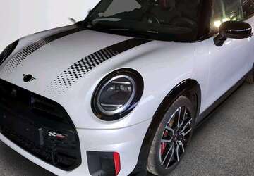 Mini John Cooper Works 3.081 km 37.203 &euro; München 80788