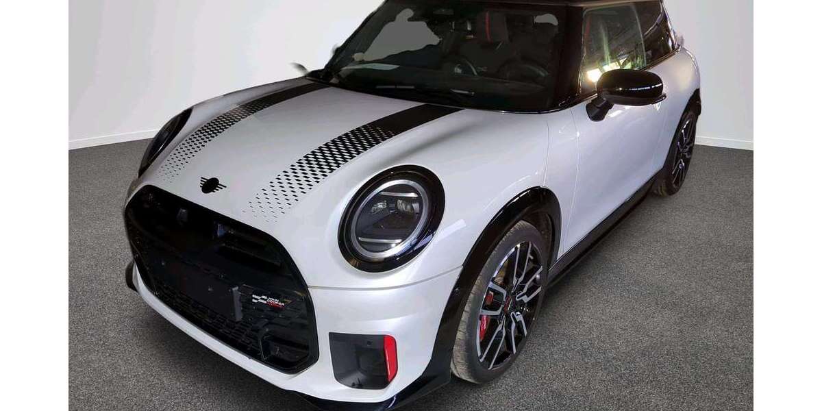 Mini John Cooper Works 3.081 km 37.203 &euro; München 80788