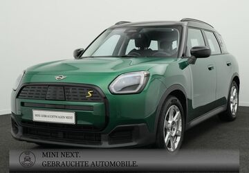 Mini Countryman SE (Cooper) 8.005 km 38.919 &euro; München 80939