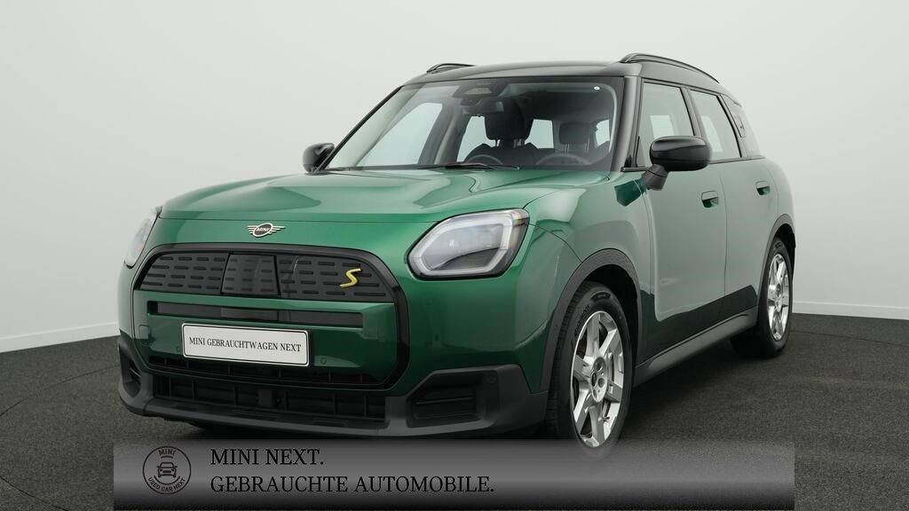 Mini Countryman SE (Cooper) 8.005 km 38.919 &euro; München 80939