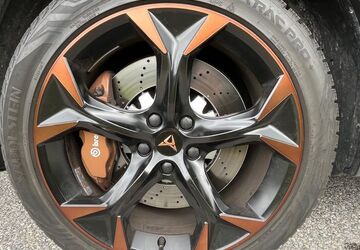 Cupra Formentor 29.746 km 26.999 &euro; München 81377