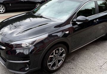 Kia XCeed 106.000 km 12.980 &euro; München 81827