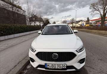 MG ZS 7.800 km 18.999 &euro; München 81375