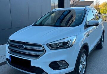 Ford Kuga 90.000 km 14.900 &euro; München 81673