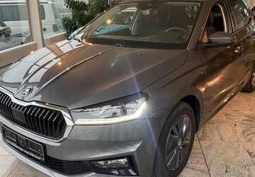 Skoda Fabia 7.800 km 21.280 &euro; Gauting 82131