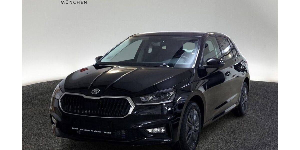 Skoda Fabia 6.500 km 23.950 &euro; München 80935