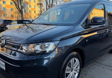 VW Caddy 17.380 km 27.950 &euro; München 81243