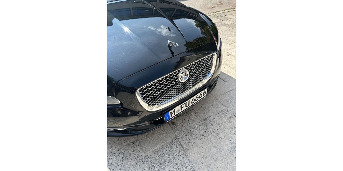 Jaguar XJ 168.000 km 17.777 &euro; München 80335