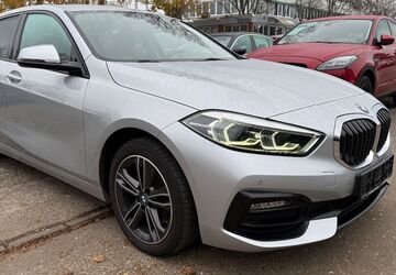 BMW 118 99.999 km 15.990 &euro; München 81243