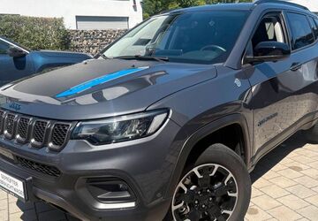 Jeep Compass 37.758 km 25.990 &euro; Ismaning 85737