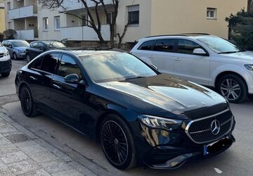 Mercedes-Benz E 200 23.000 km 50.900 &euro; München 81673