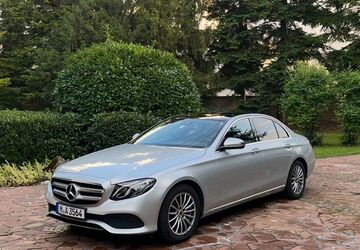 Mercedes-Benz 220 160.000 km 25.900 &euro; Aschheim 85609