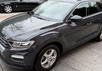 VW T-Roc 142.000 km 12.980 &euro; München 81827