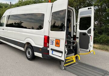 VW Crafter 171.000 km 26.980 &euro; München 81827