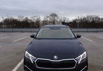 Skoda Octavia 24.000 km 27.900 &euro; München 80686