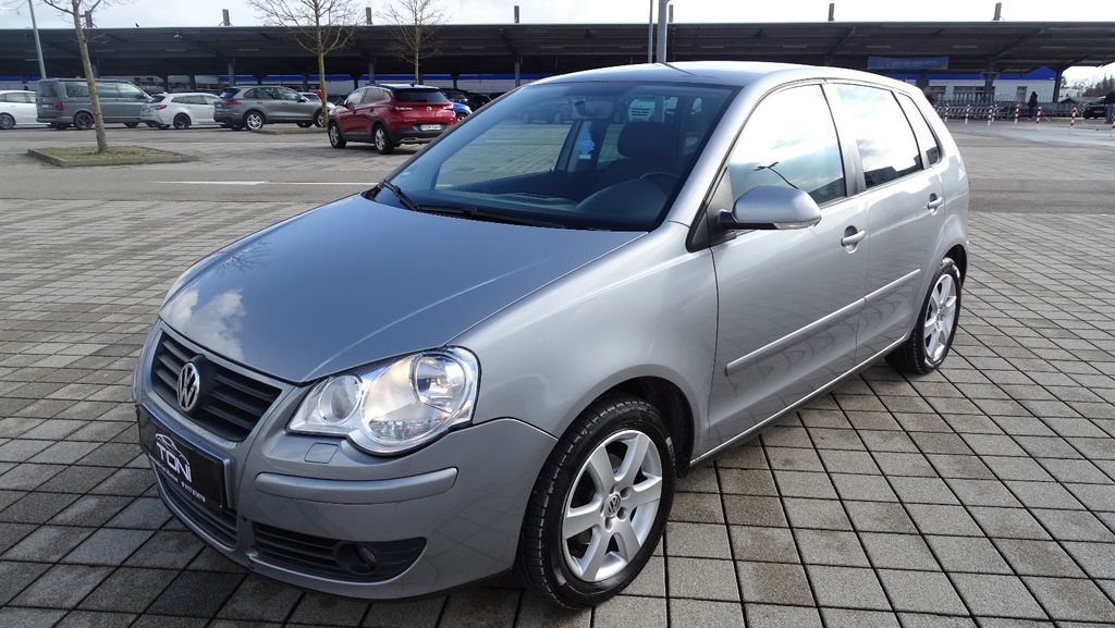 VW Polo 153.700 km 2.490 &euro; München 81243