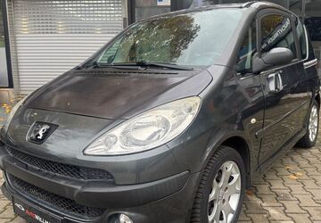 Peugeot 1007 168.900 km 1.990 &euro; münchen 81671