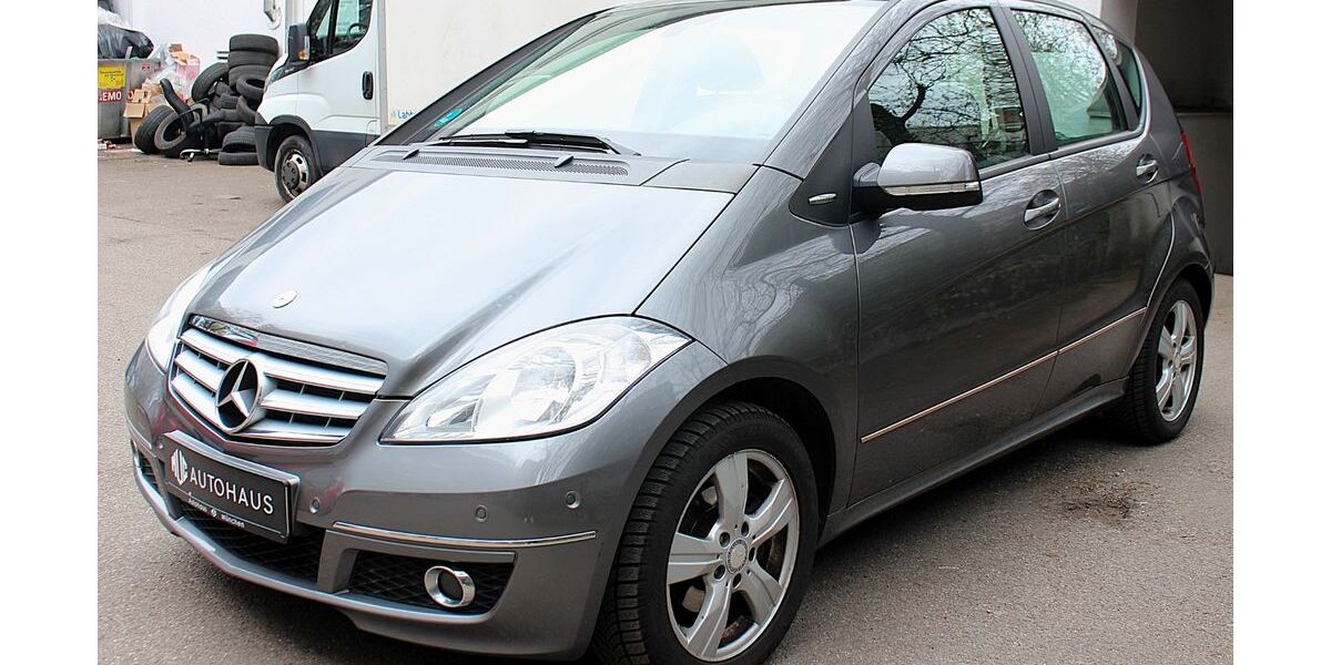 Mercedes-Benz A 170 166.000 km 4.999 &euro; München 80636