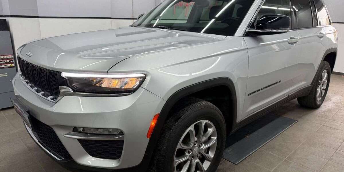 Jeep Grand Cherokee 50.583 km 41.880 &euro; München 81243