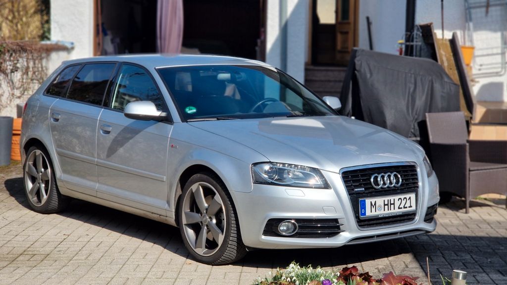 Audi A3 49.500 km 15.400 &euro; Haar 85540