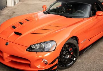 Dodge Viper 8.350 km 105.900 &euro; München 80939