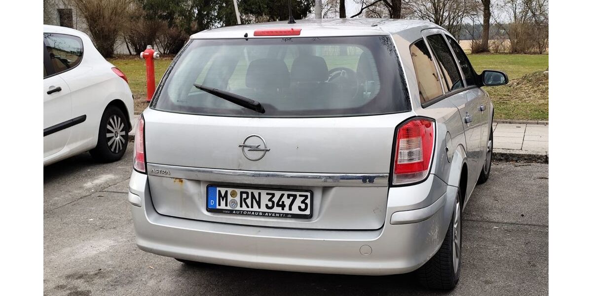 Opel Astra 240.000 km 1.200 &euro; München 80937