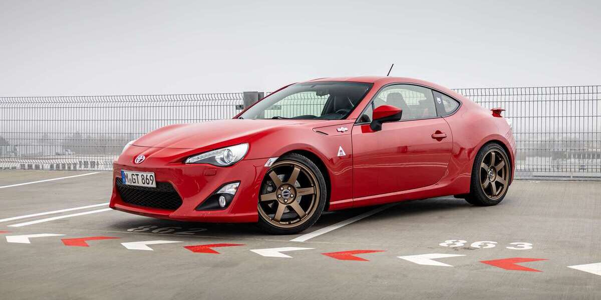 Toyota GT86 122.650 km 26.490 &euro; München 80997