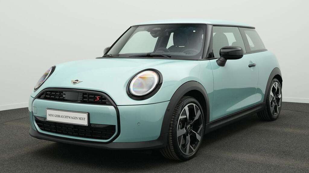 Mini Cooper S 7.970 km 31.967 &euro; München 80788