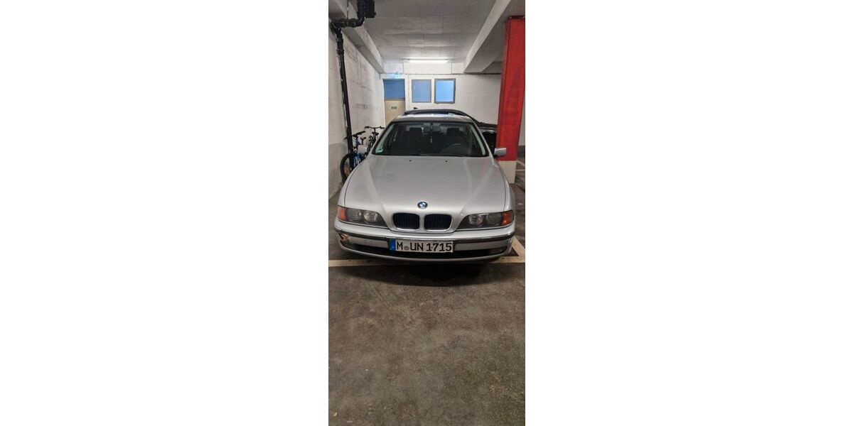 BMW 523 274.905 km 2.499 &euro; München 80807