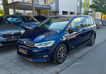 VW Touran 21.000 km 33.950 &euro; München 81673