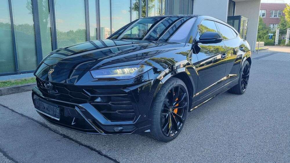 Lamborghini Urus 16.200 km 248.600 &euro; Feldkirchen - bei München 85622
