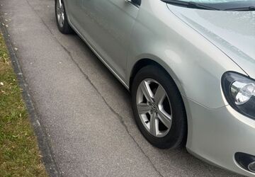 VW Golf 211.500 km 3.300 &euro; München 80689