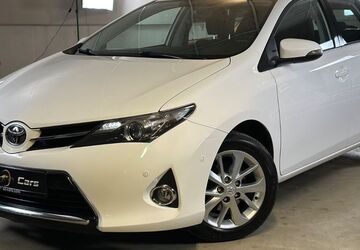 Toyota Auris 102.675 km 9.400 &euro; München 81677