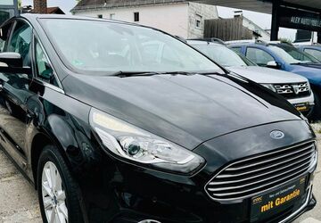 Ford S-Max 34.000 km 17.990 &euro; München 81825