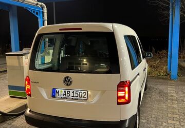 VW Caddy 225.000 km 12.000 &euro; München 81673