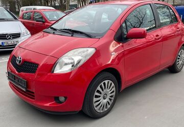 Toyota Yaris 165.000 km 2.000 &euro; München 80809