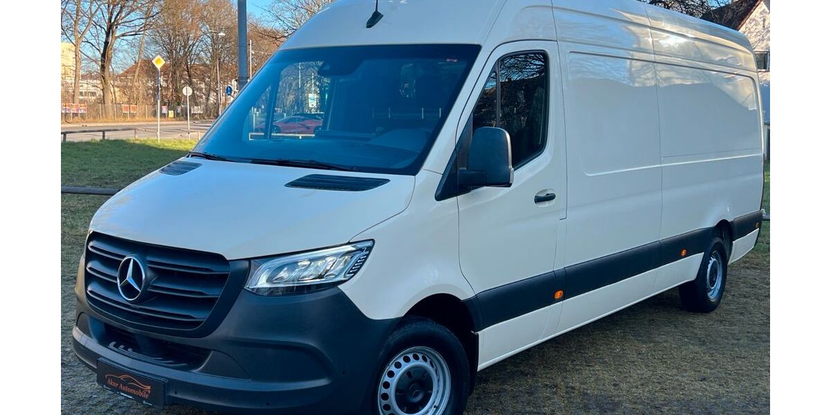 Mercedes-Benz Sprinter 196.000 km 27.990 &euro; München 81243