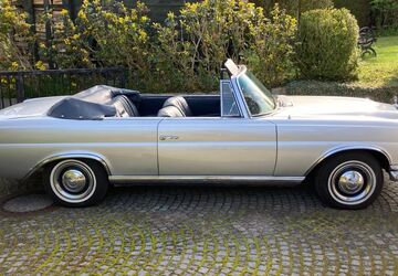 Mercedes-Benz 220 168.350 km 89.000 &euro; Seefeld- Hechendorf 82229