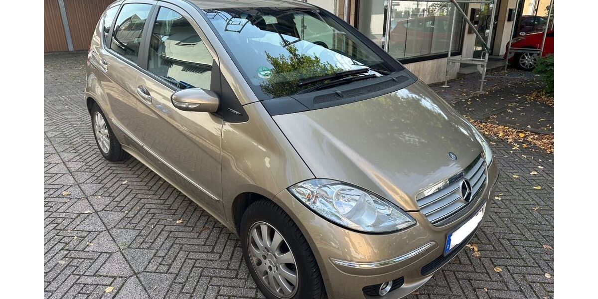 Mercedes-Benz A 150 225.000 km 950 &euro; München 81827
