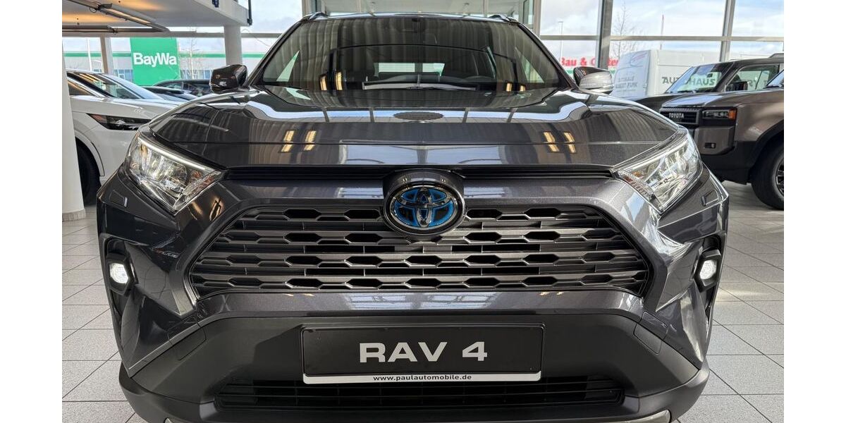 Toyota RAV 4 32.889 km 37.995 &euro; Poing bei München 85586