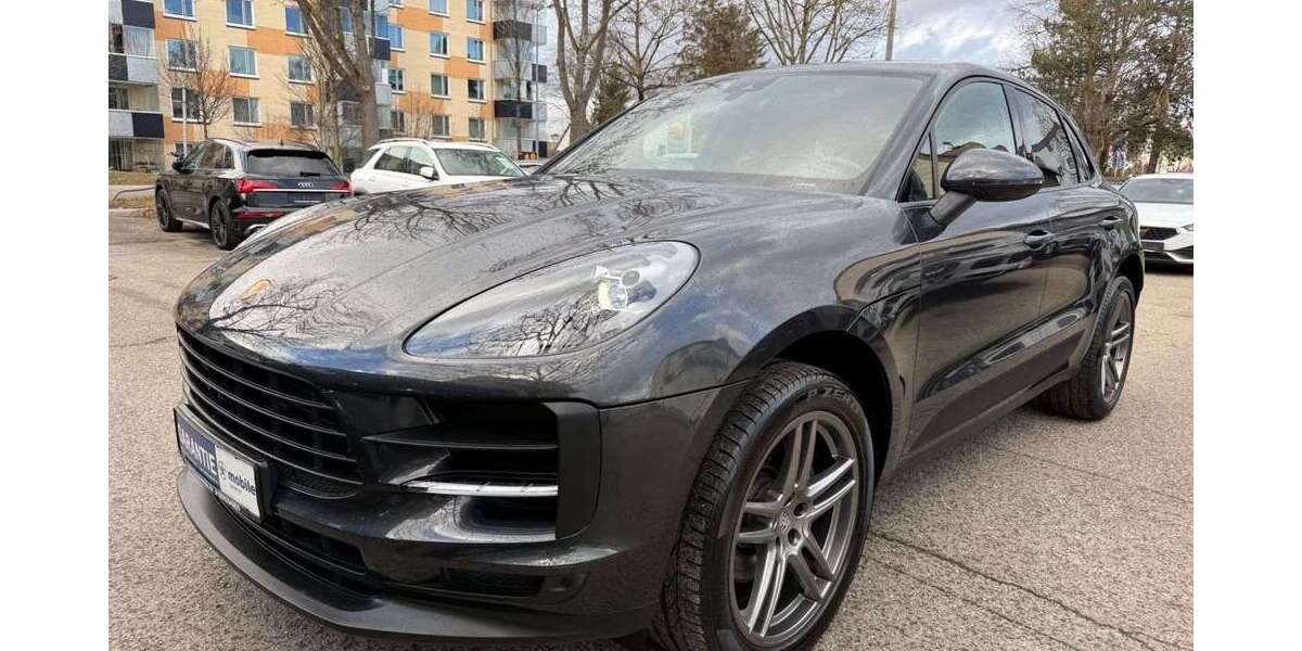 Porsche Macan 65.863 km 44.900 &euro; München 81243