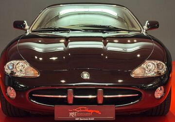 Jaguar XK8 197.238 km 9.900 &euro; München 80538
