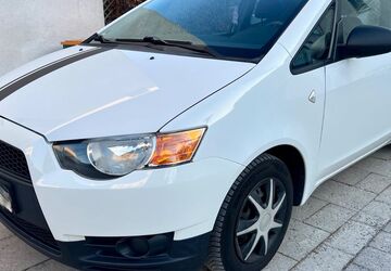 Mitsubishi Colt 167.000 km 2.499 &euro; München 81829
