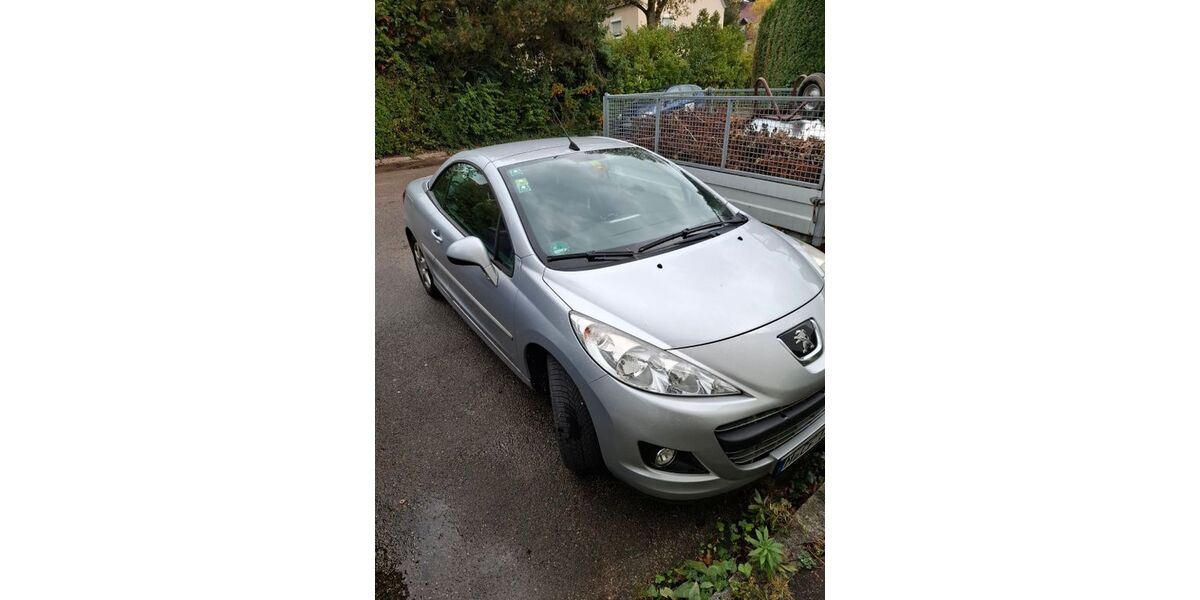 Peugeot 207 89.000 km 3.990 &euro; München 81827