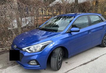 Hyundai i20 107.034 km 8.600 &euro; München 80637