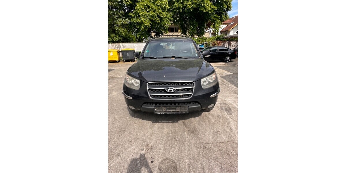 Hyundai Santa Fe 389.563 km 1.900 &euro; Putzbrunn 85640