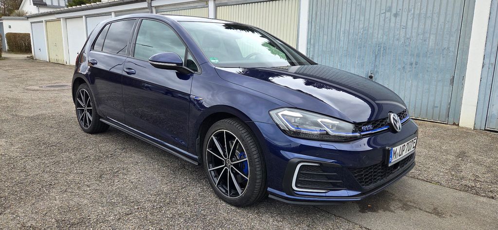 VW Golf 80.000 km 17.900 &euro; München 81476