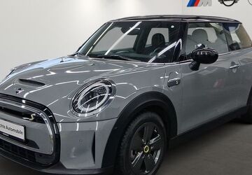 Mini Cooper SE 32.642 km 16.460 &euro; München 81827