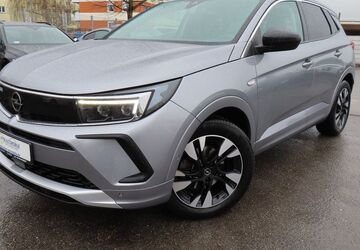 Opel Grandland (X) 141.320 km 14.994 &euro; Fürstenfeldbruck 82256